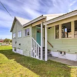 Pet-Friendly Anchorage Gem Walkable Location