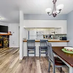 Carriage House At Ashley