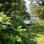 The Mint Cottage With Garden