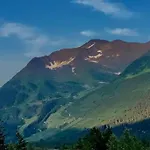 Alyeska Views - 4 Bdr. 2.5 Bath