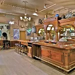 Historic Anchorage Hotel