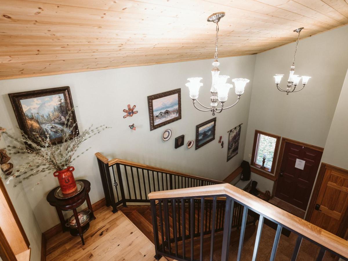 Maria's Creekside 3* Anchorage