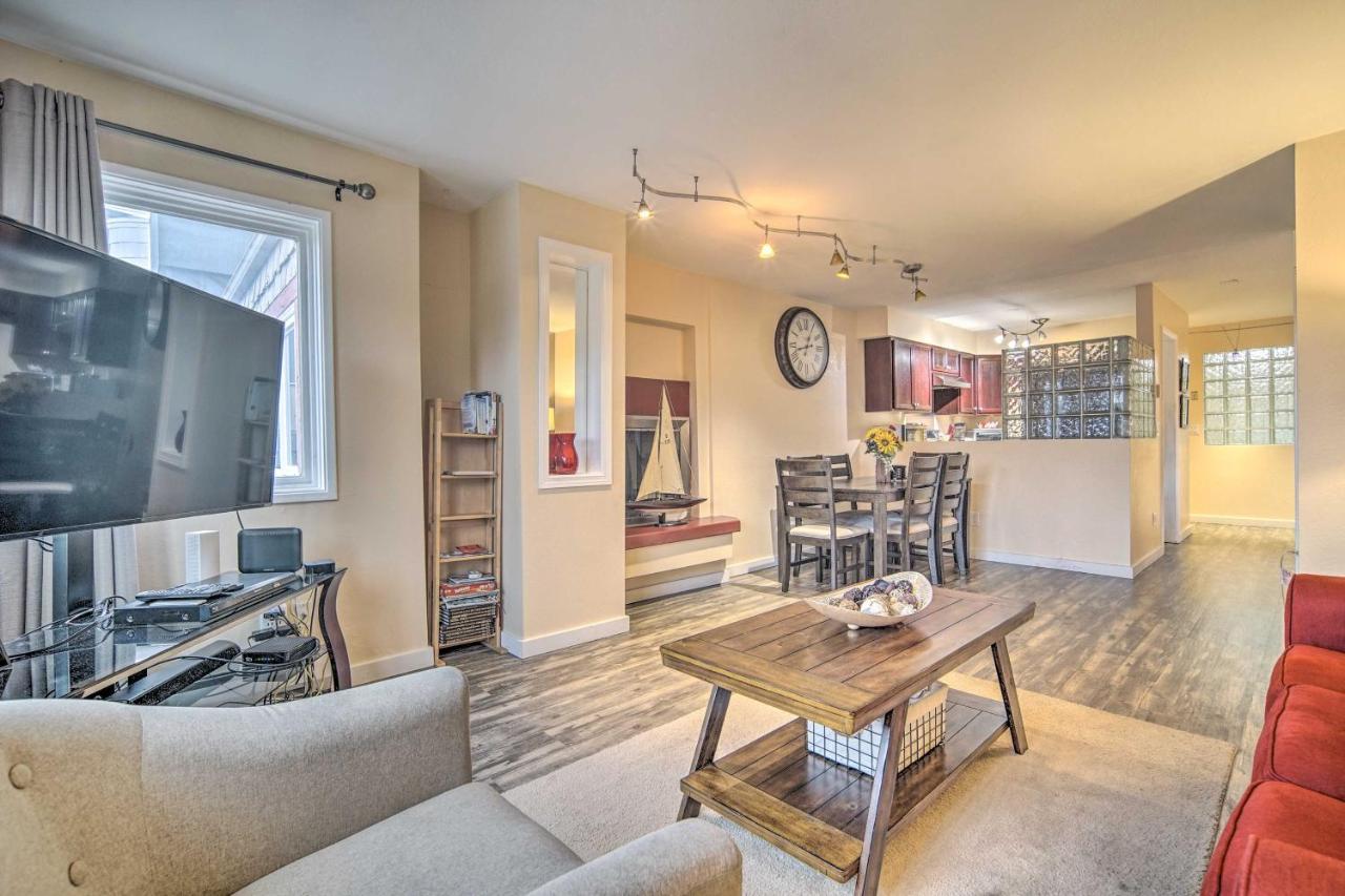- Walk To Downtown And Coast Trail! Apartment *