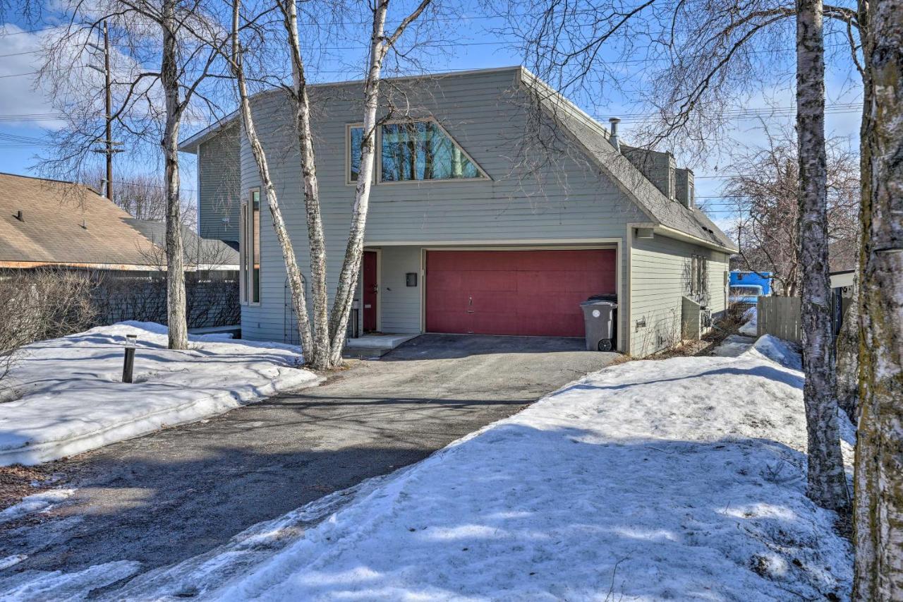 Holiday home Cozy Retreat - Near Hiking And Dtwn! *