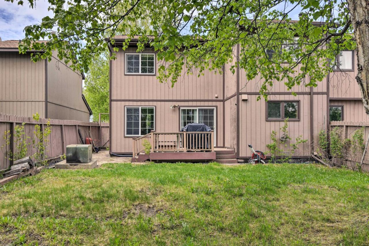 Holiday home Pet Friendly Retreat With Deck And Yard *