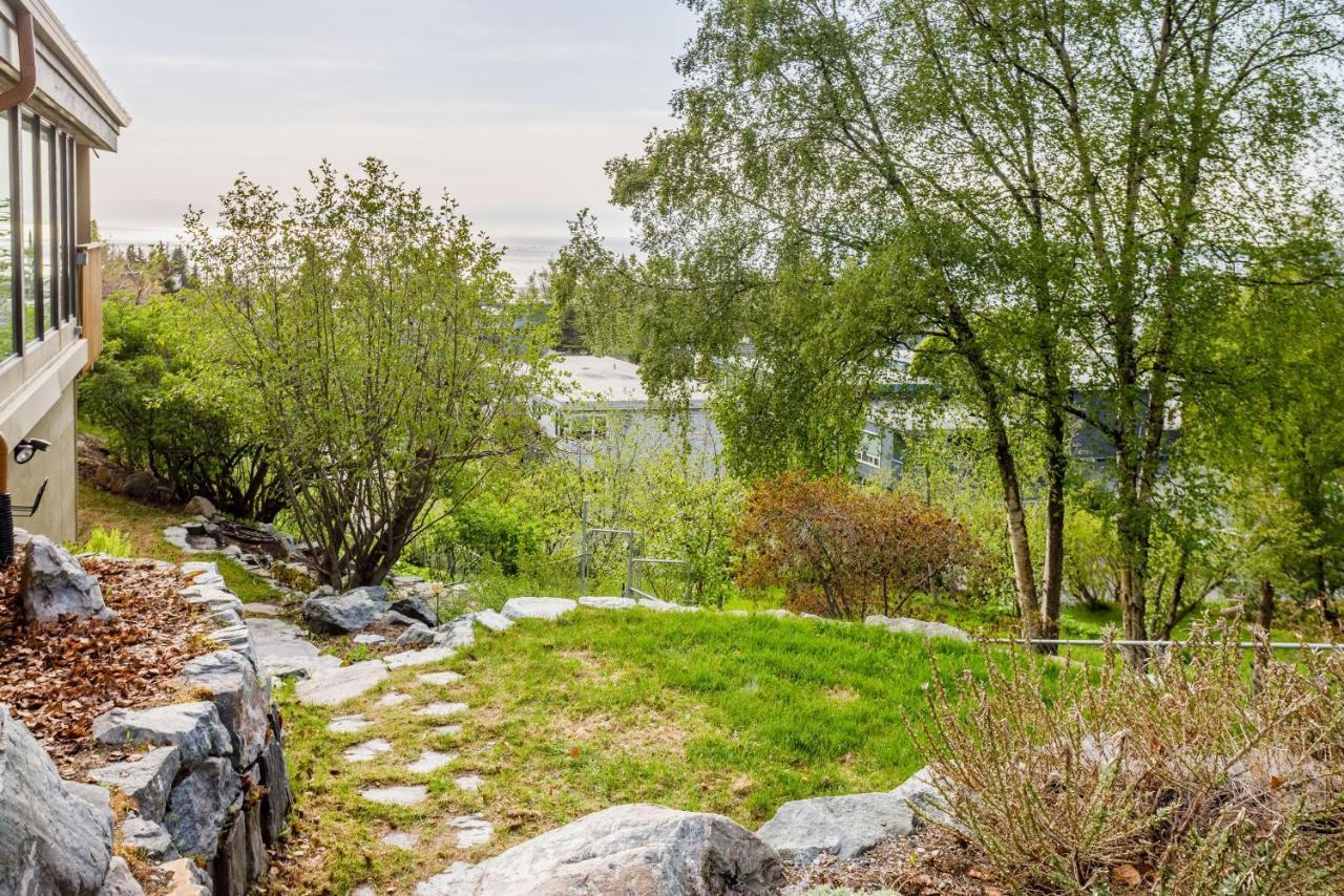 Downtown Contemporary Cove Holiday home *