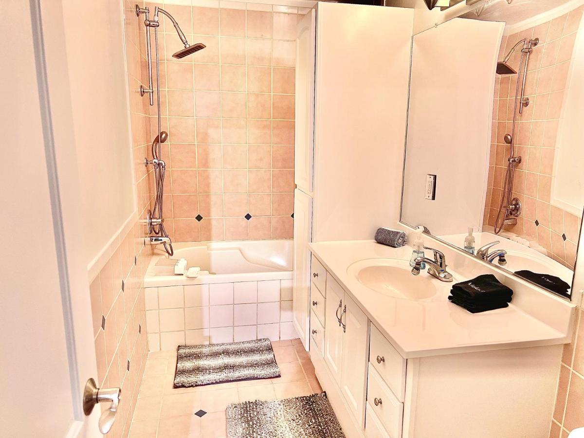 Apartment Newly Remodeled Spacious Units, Minutes From Mountains, Inlet, Downtown And Airport
