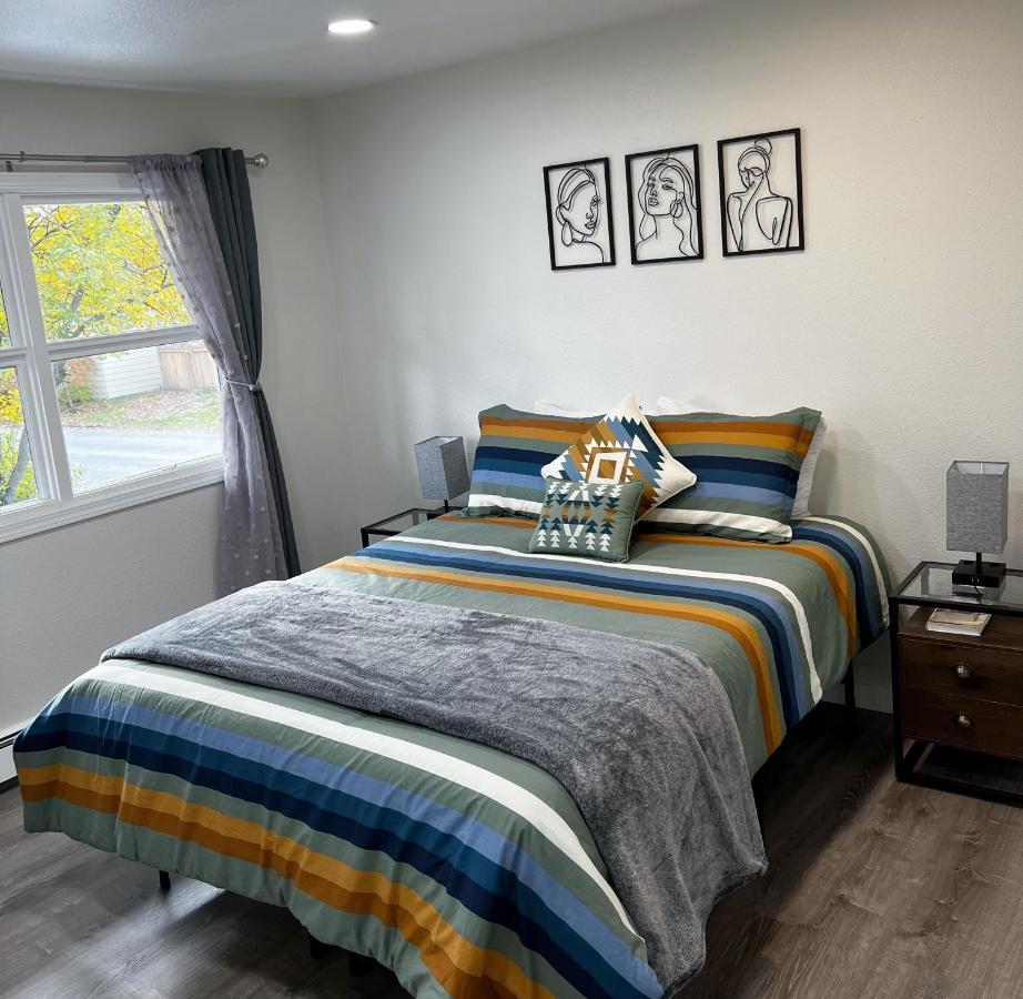 Apartment Midtown Apartment- Wyoming 1 *