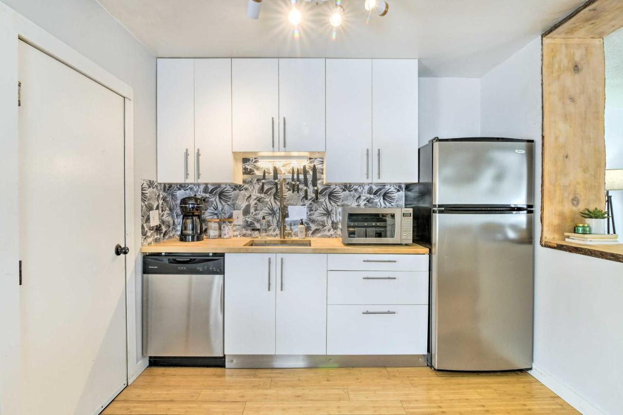 Home, Minutes From Downtown! * Anchorage