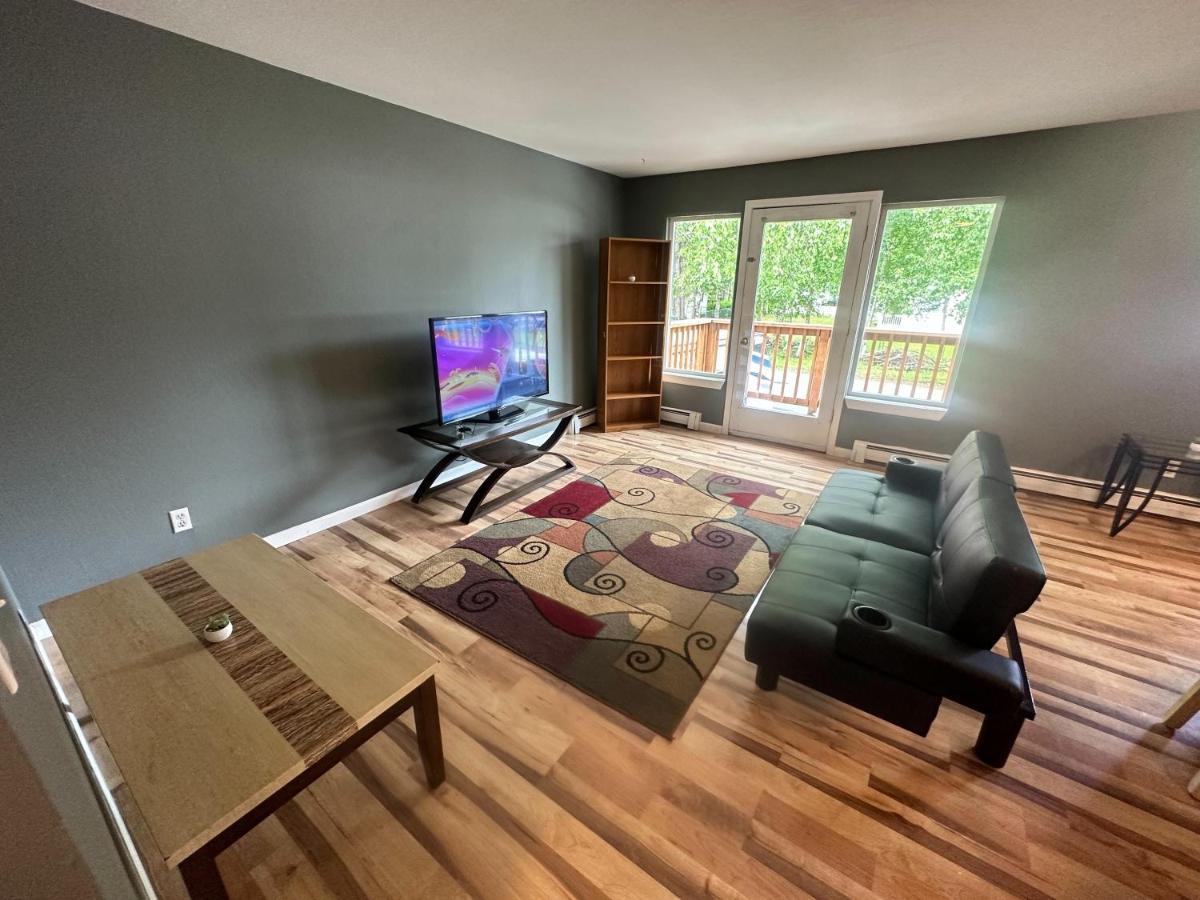Newly Renovated Centrally Located 2br Balcony *