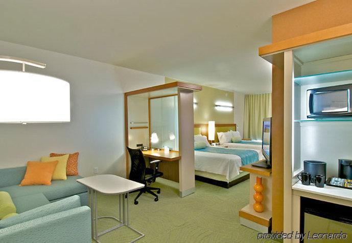 Springhill Hotel 3*
