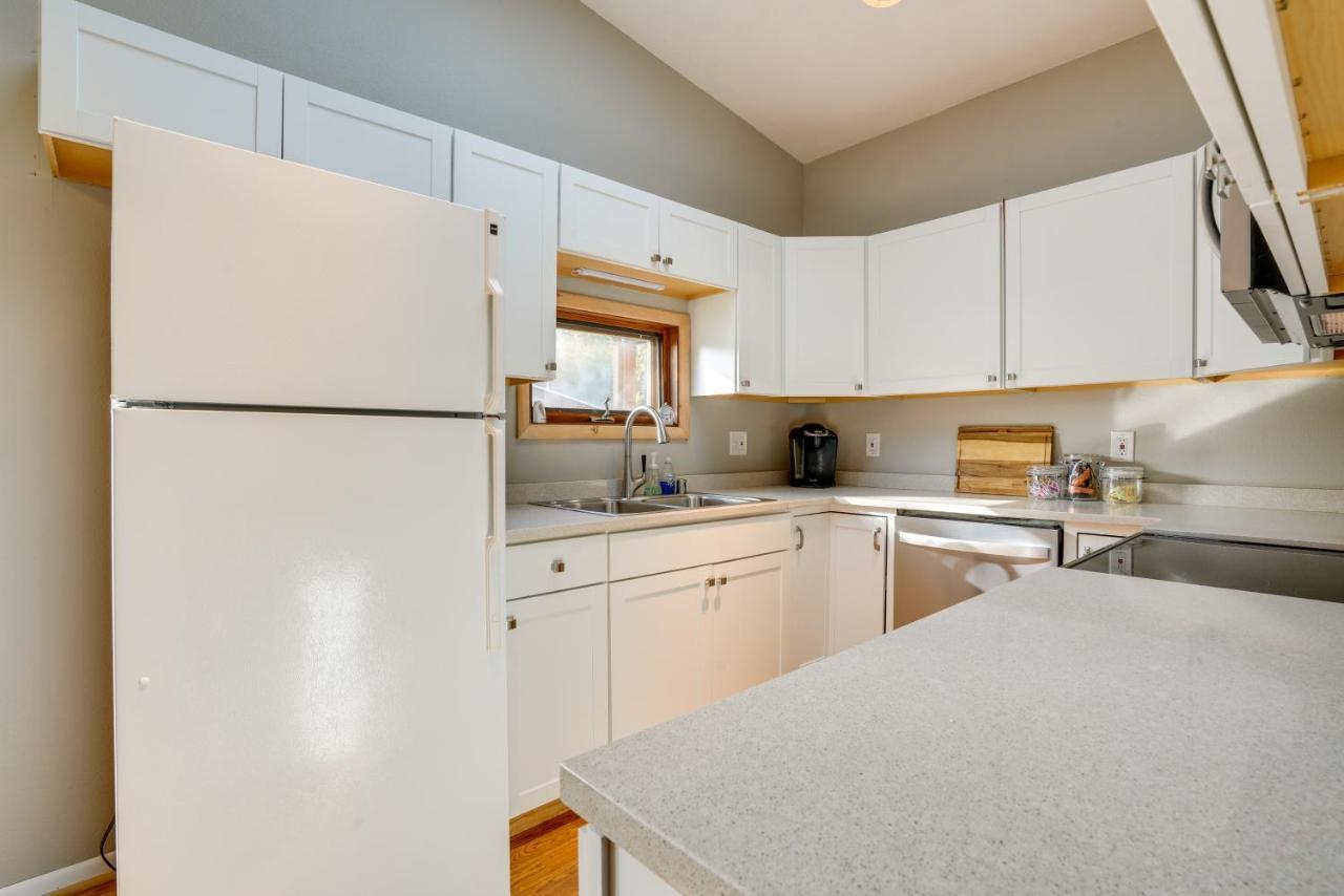 Pet-friendly - 8 Mi To Downtown! * Anchorage