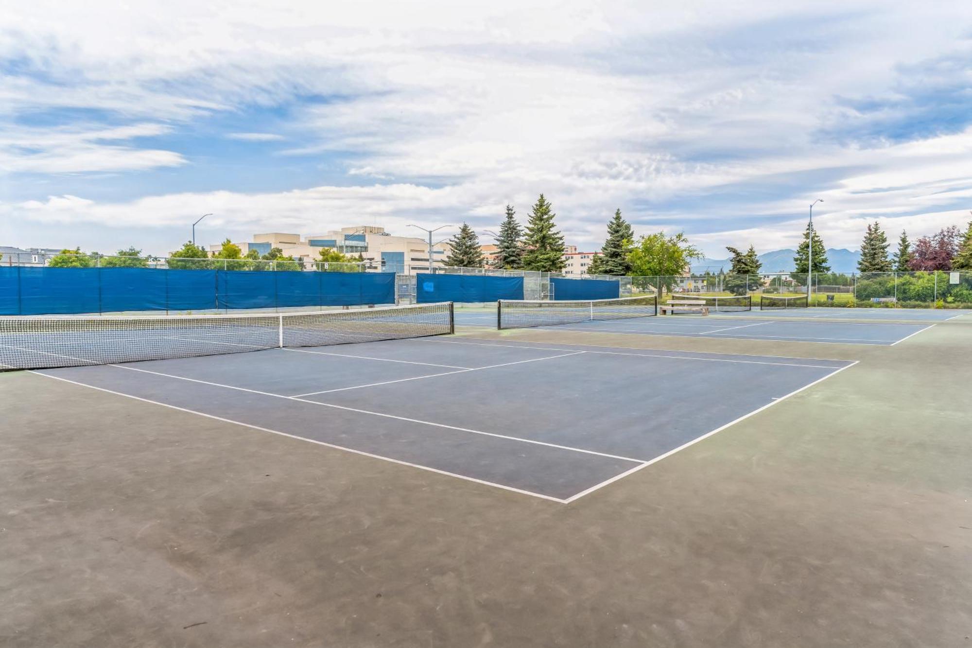 Parkstrip Place, Pet Friendly Downtown Holiday home Anchorage