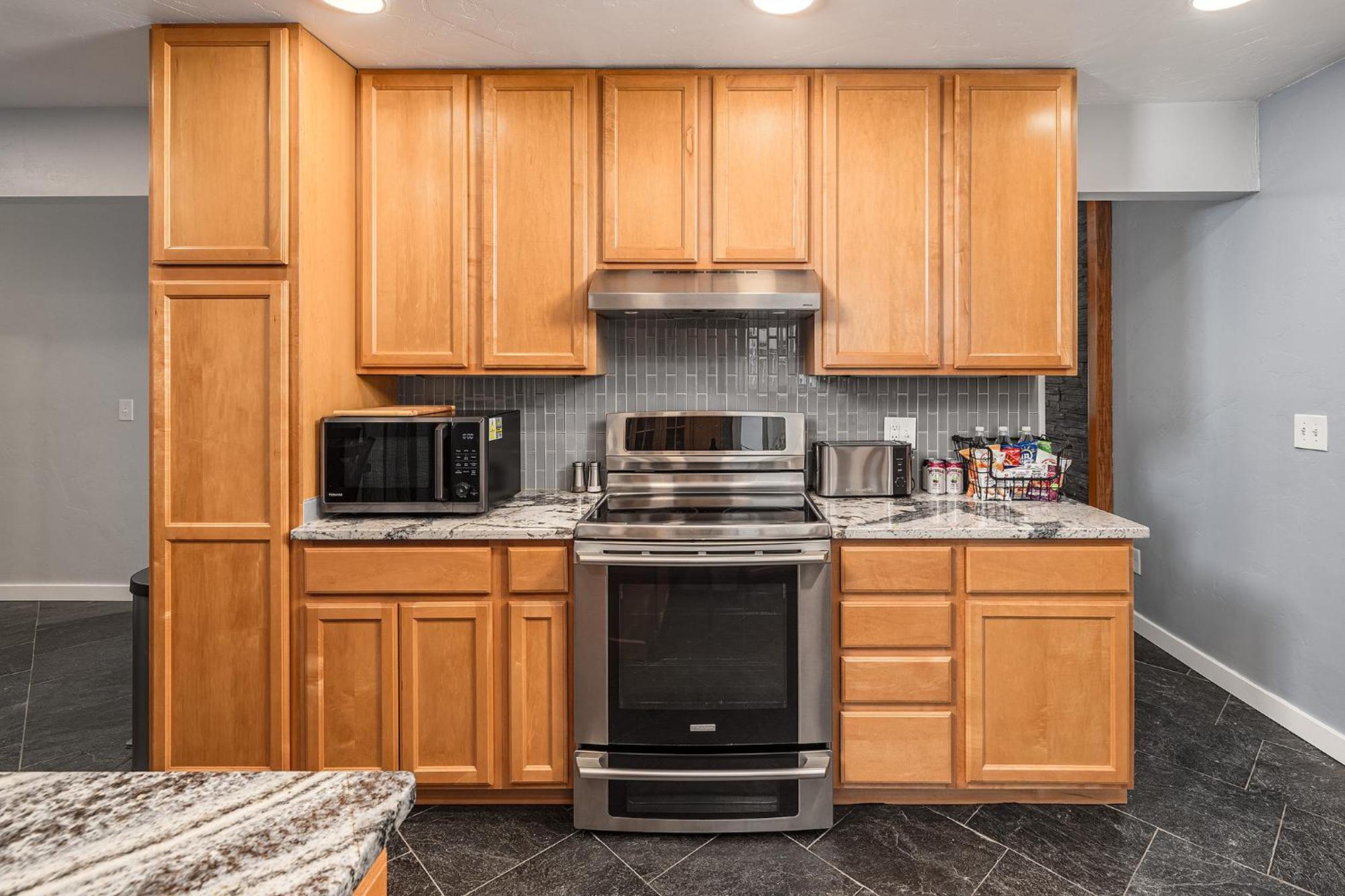 Cozy Stay, 3bdrm Near Airport * Anchorage