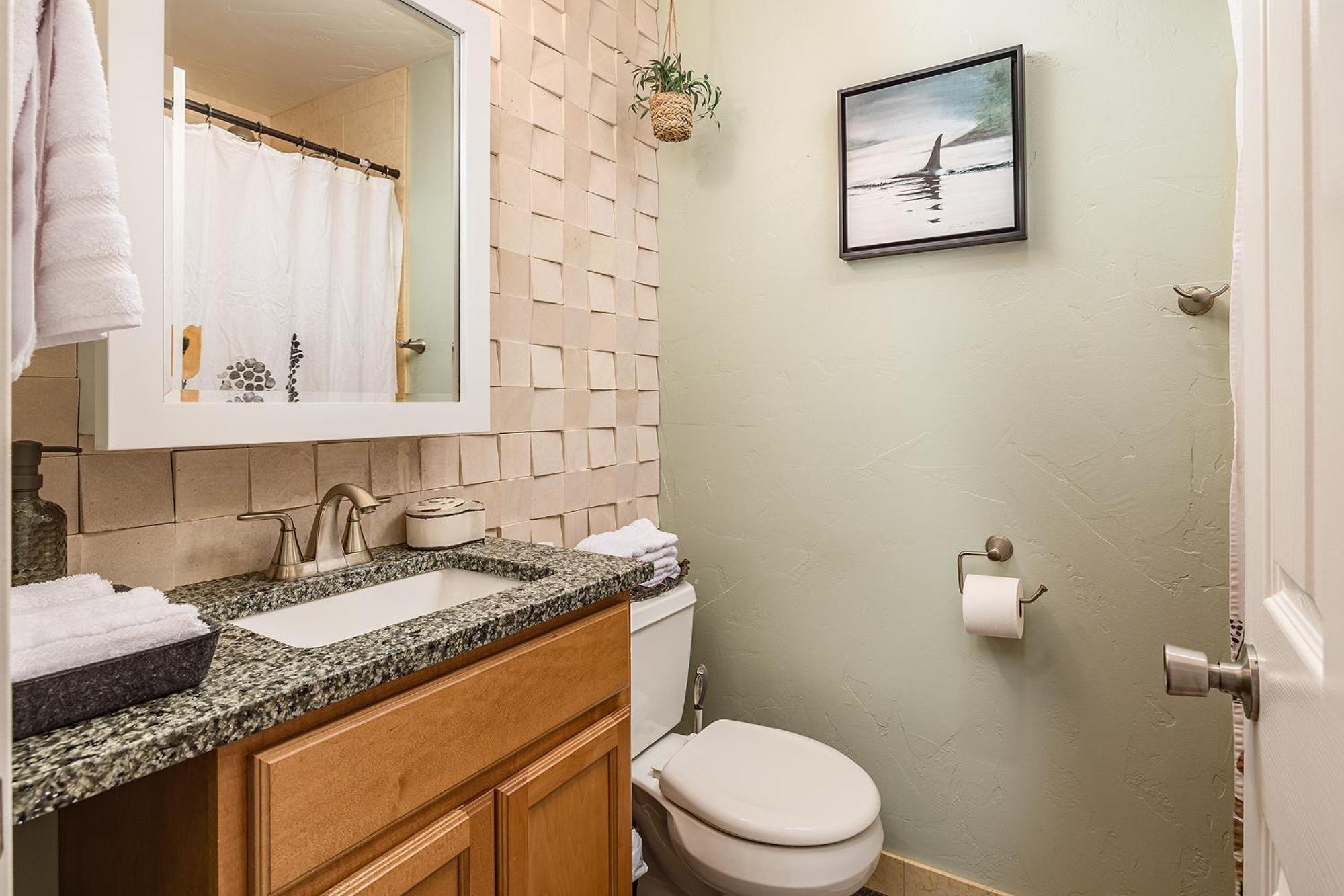 Cozy Stay, 3bdrm Near Airport Apartment
