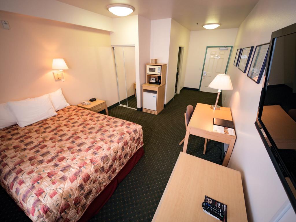 Puffin Motel Anchorage