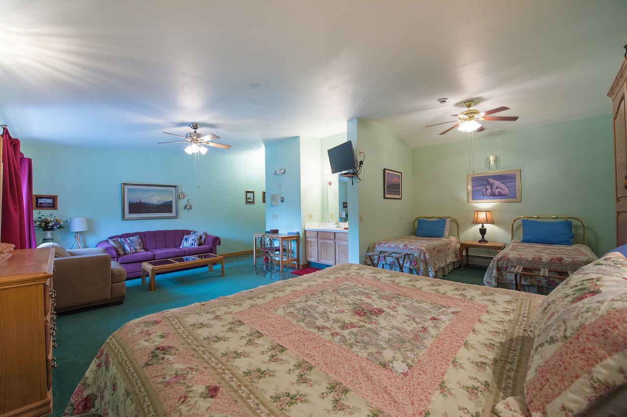 Alaska House Of Jade Bed & Breakfast Anchorage