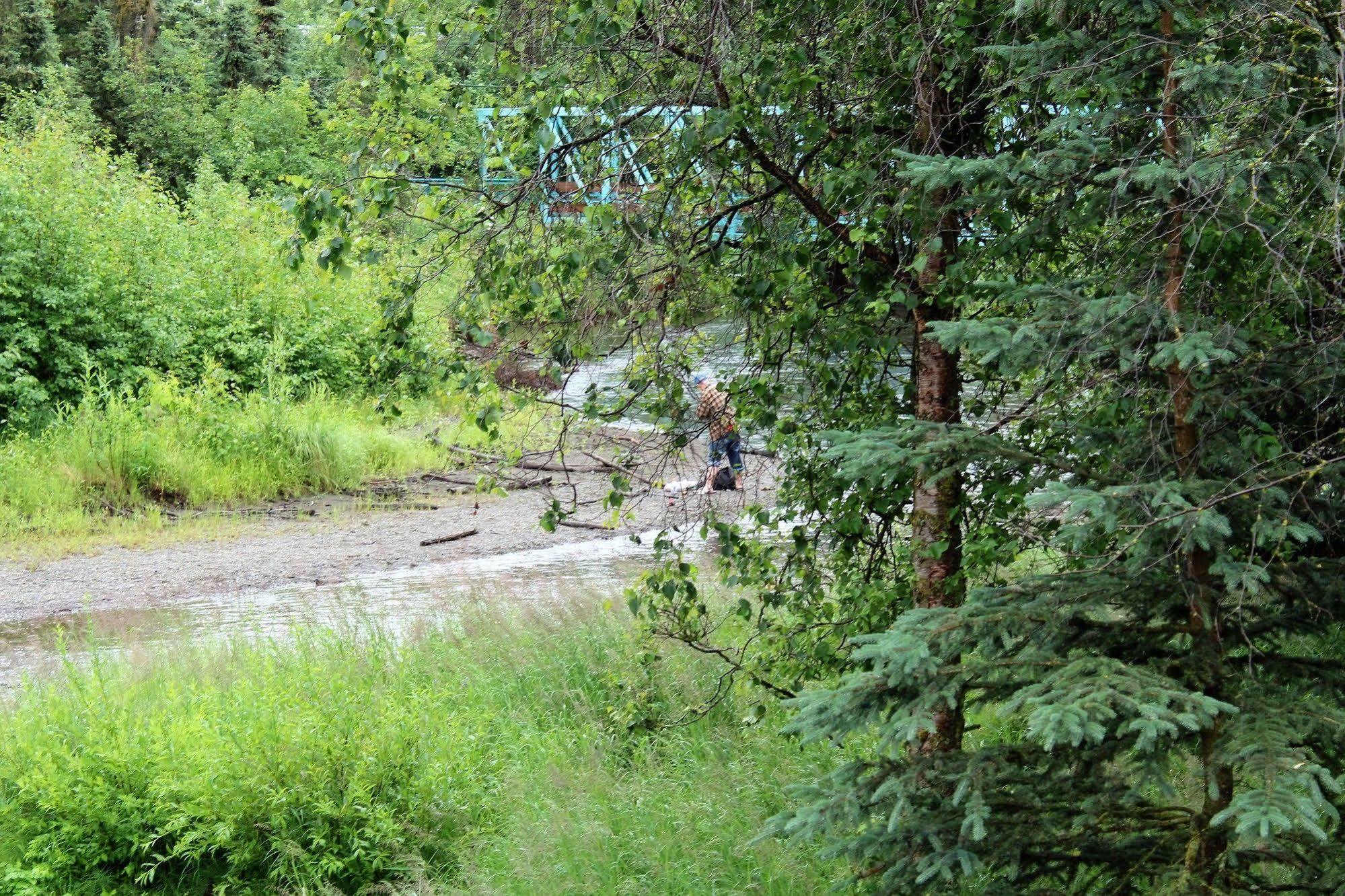 Maria's Creekside 3*