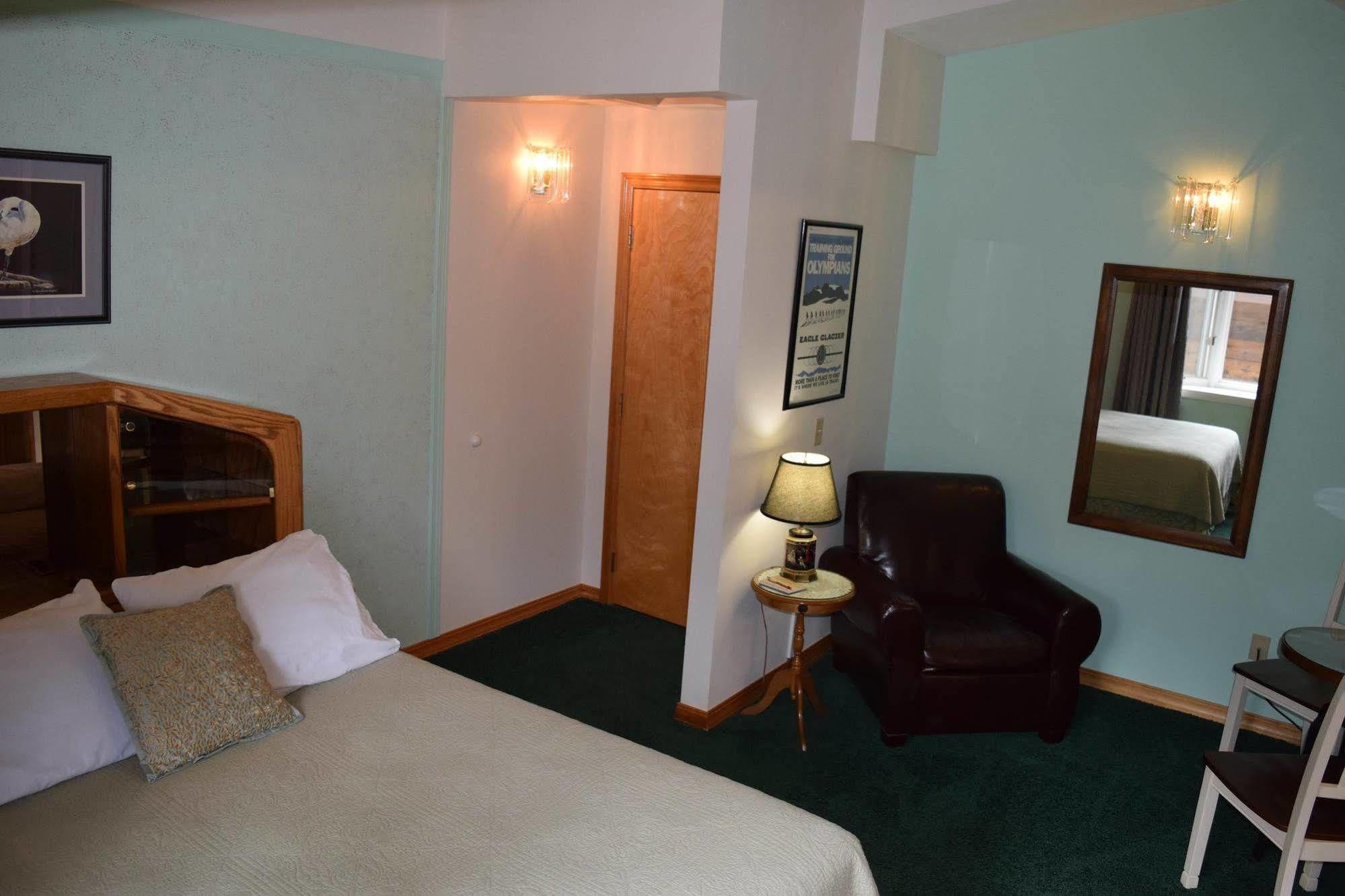 Alaska House Of Jade Bed & Breakfast