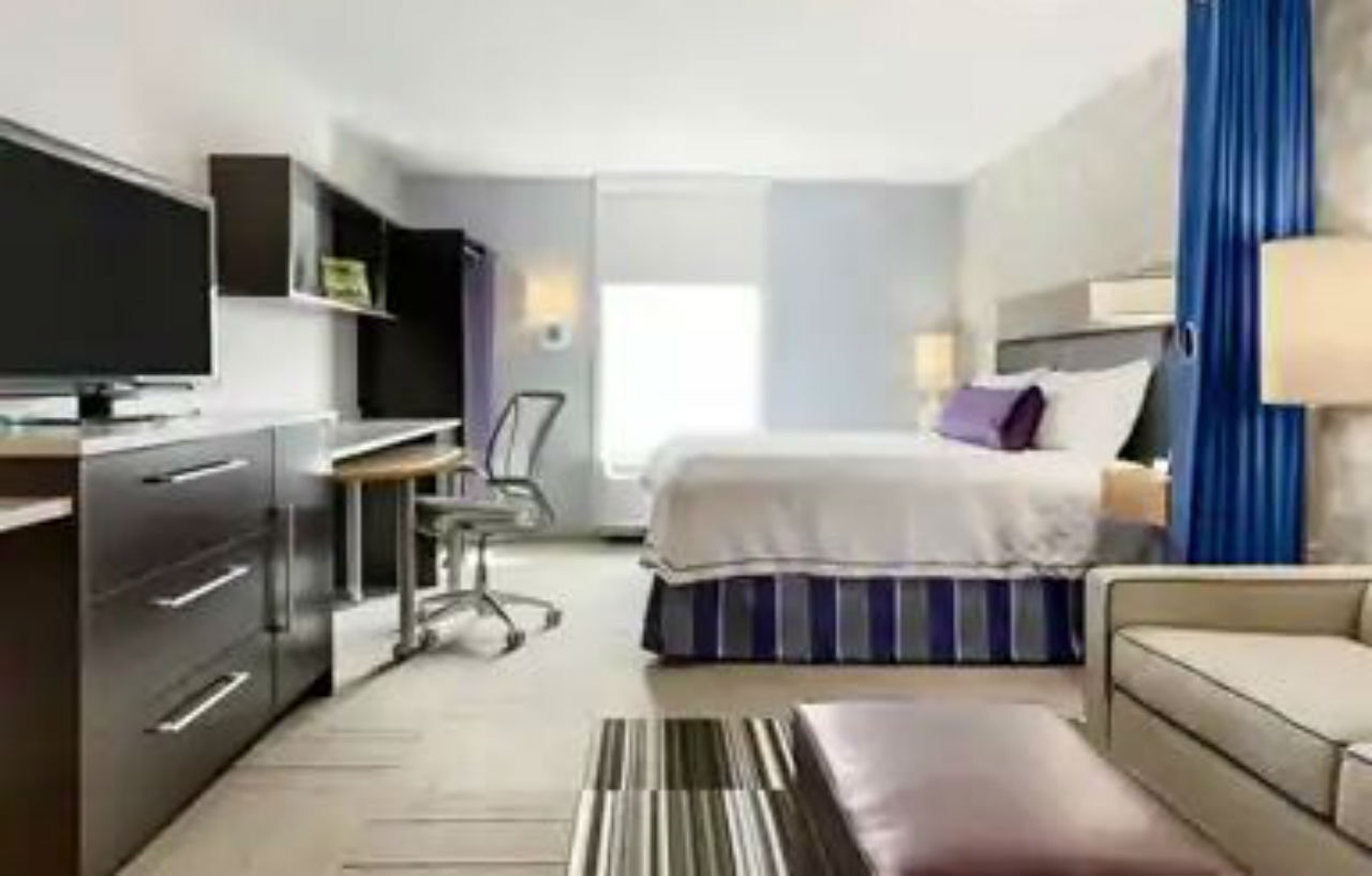 Home2 By Hilton Anchorage/midtown Hotel