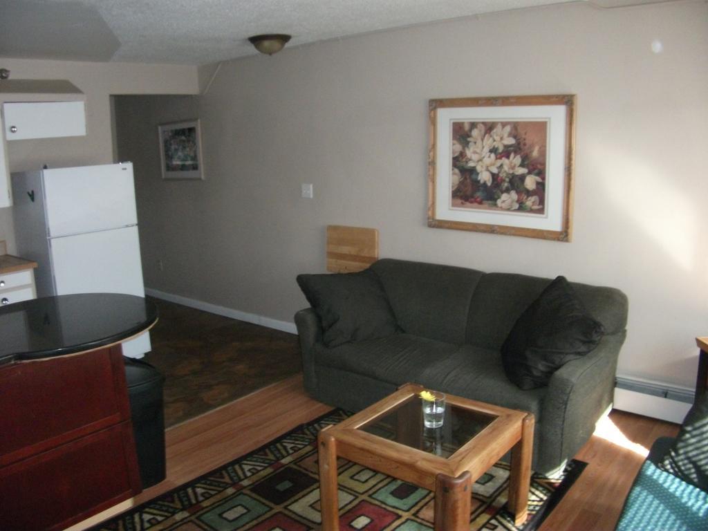 Hostel Bent Prop And Of Alaska - Midtown Anchorage