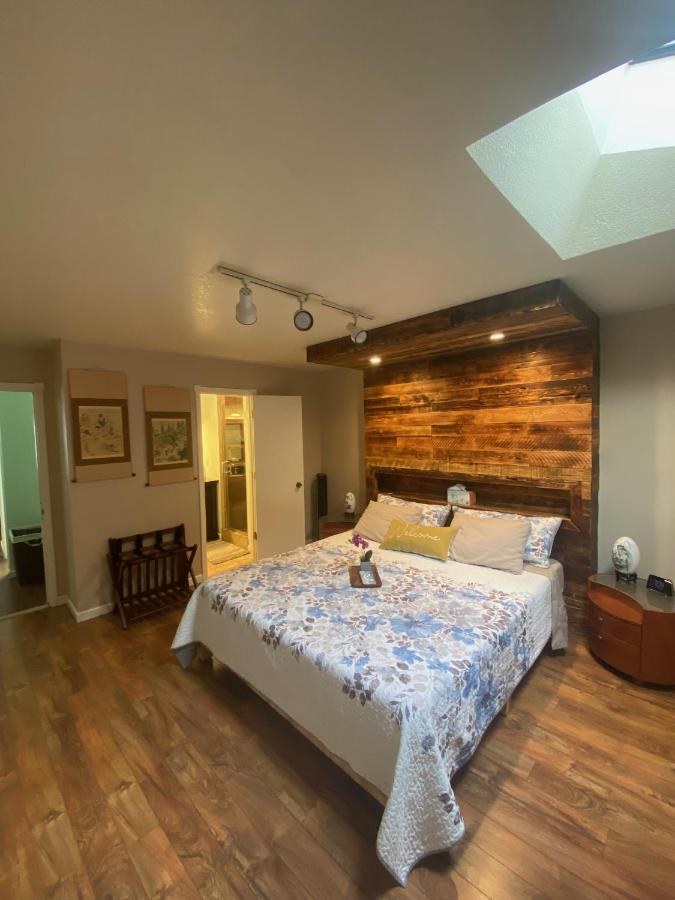 Bed & Breakfast Trinity Escapes - Two Bedroom Two Bathroom Full Near Airport