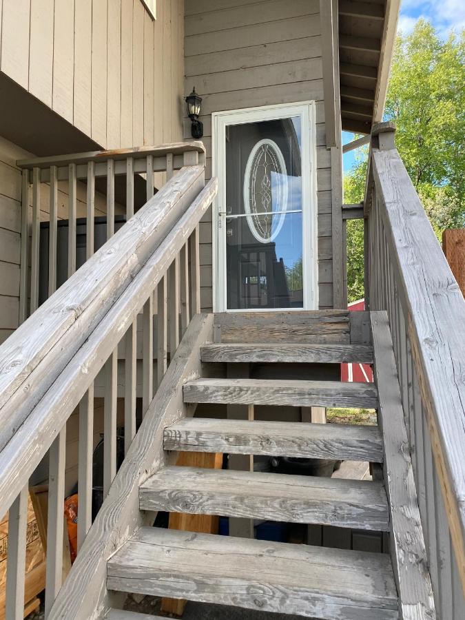 Trinity Escapes - Two Bedroom Two Bathroom Full Near Airport Bed & Breakfast