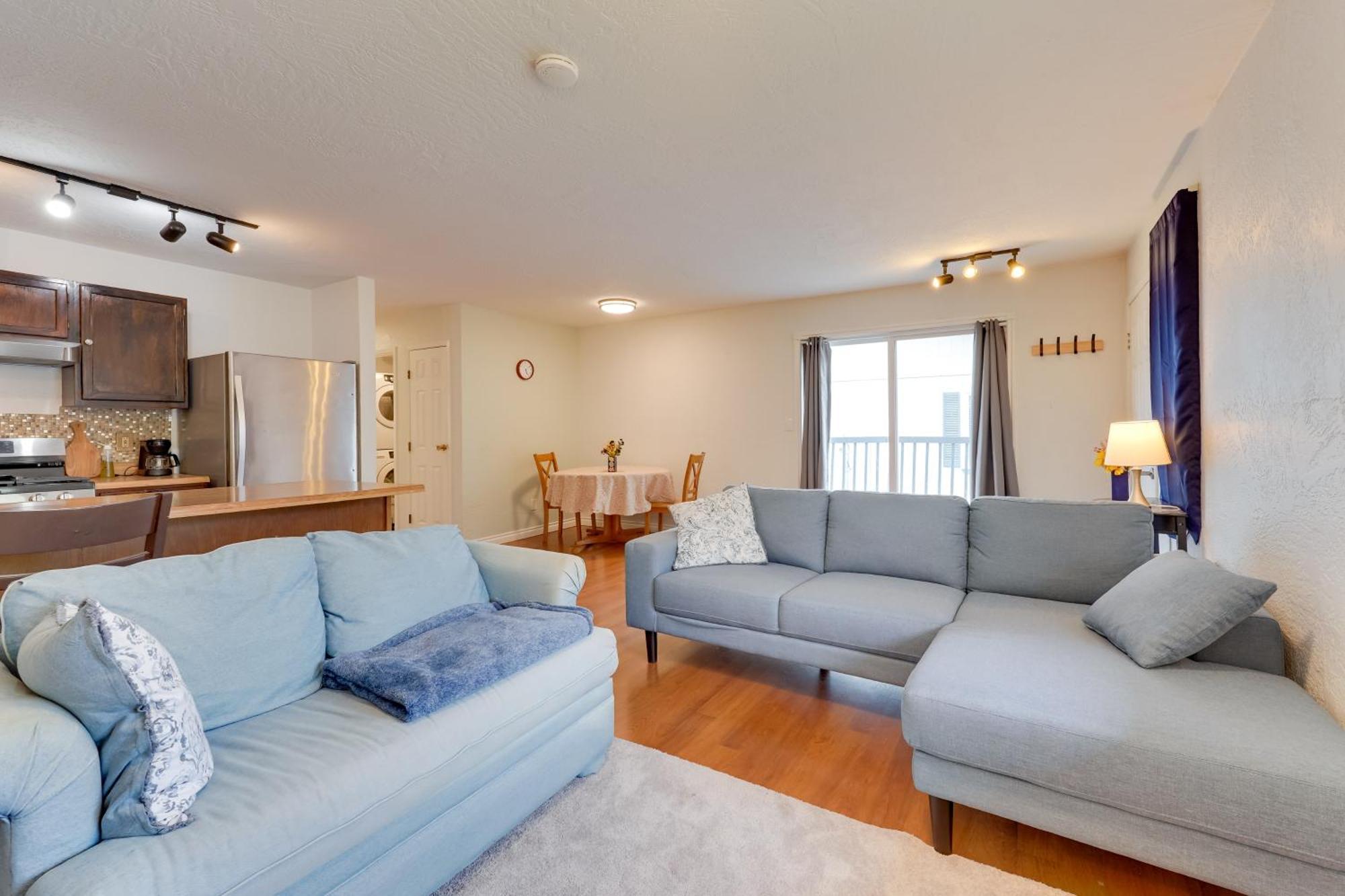 3 Mi To Alaska Zoo Family In Anchorage! Holiday home