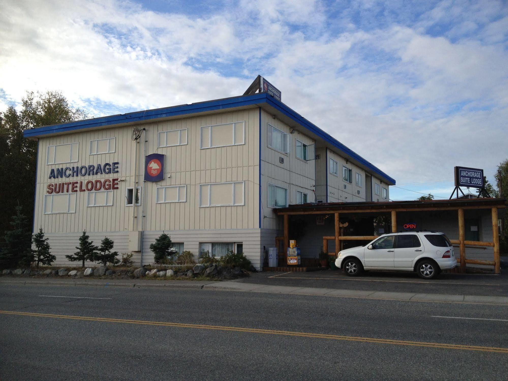 Anchorage Suite Lodge 4*